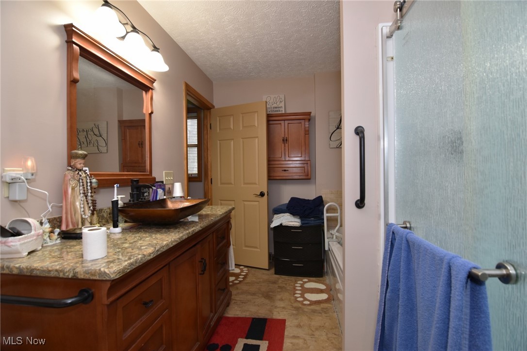 26767 Cranage Road, Olmsted Falls, Ohio image 19
