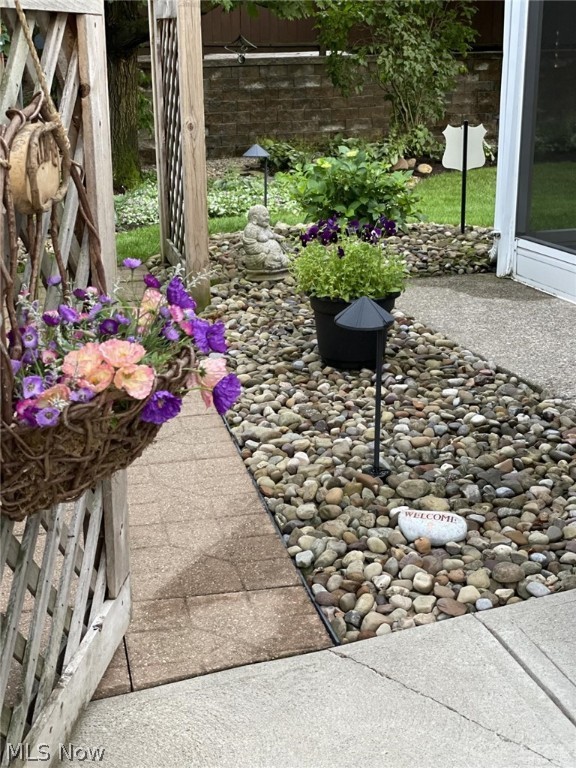 Richmond Park Cos Mdw Wood - Residential