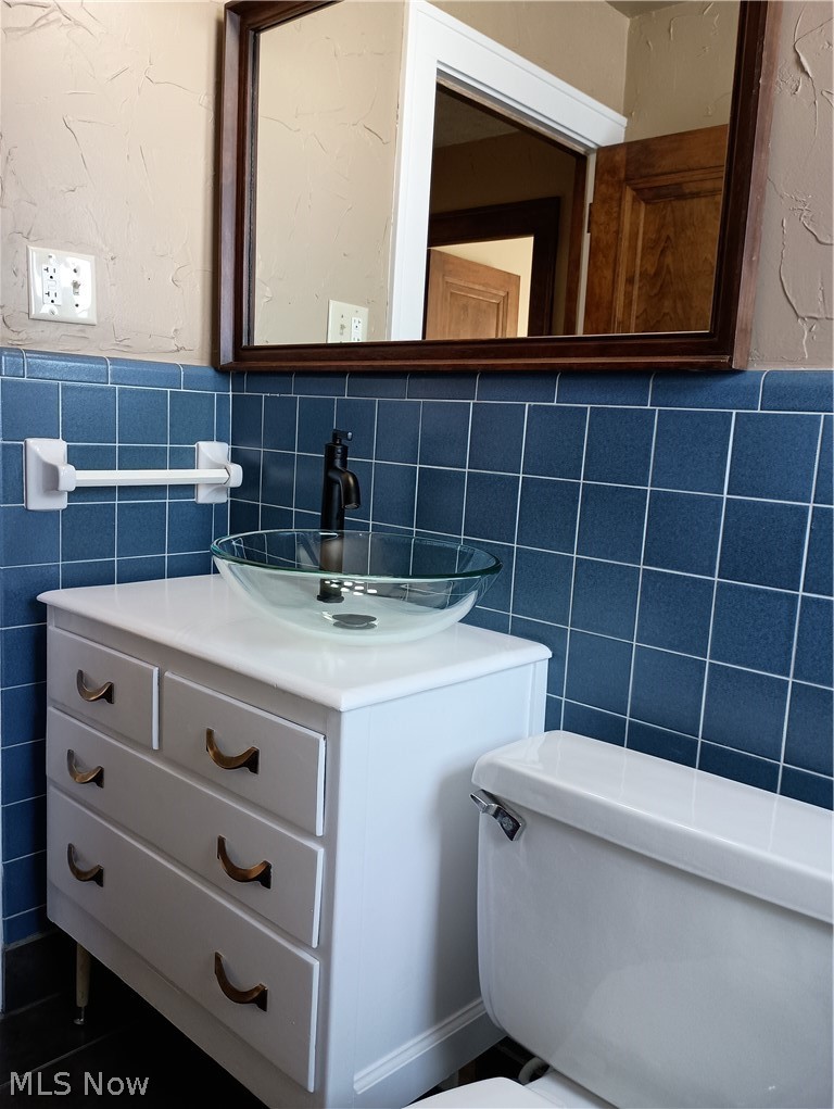 William W Curry - Residential