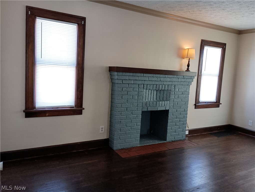 William W Curry - Residential