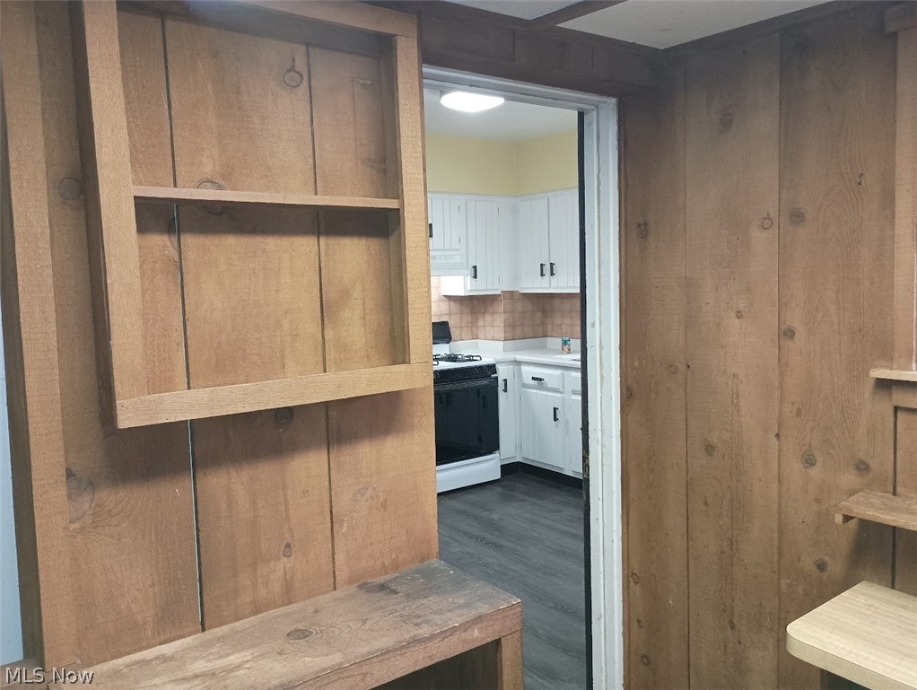 William W Curry - Residential