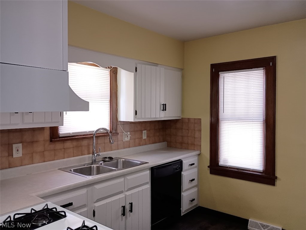 William W Curry - Residential