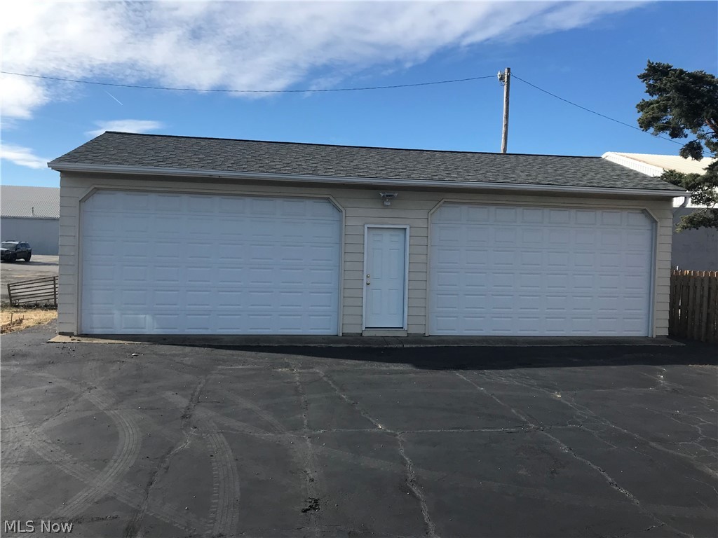 Columbia Center - Commercial Sale