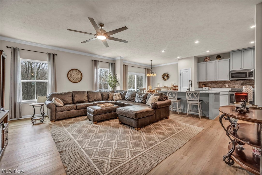 3017 Bonita Circle SE