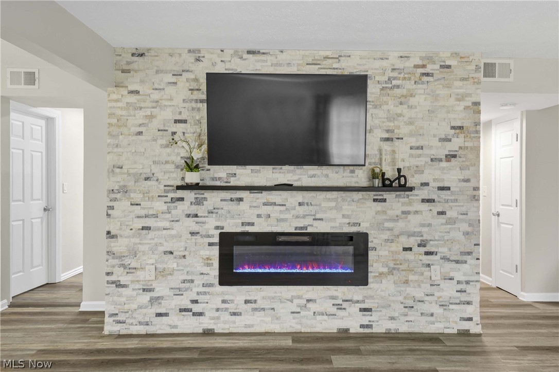 B J Luceys Sub - Residential