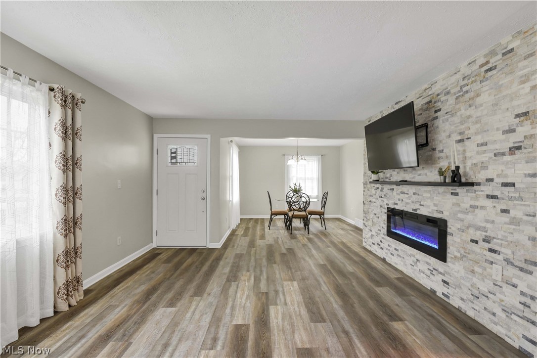 B J Luceys Sub - Residential