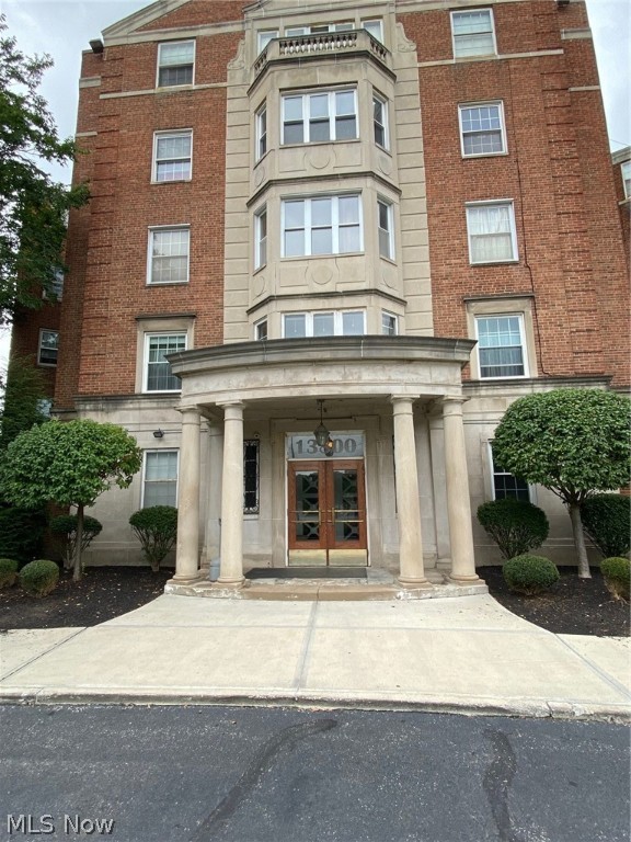 South Park Manor - Residential