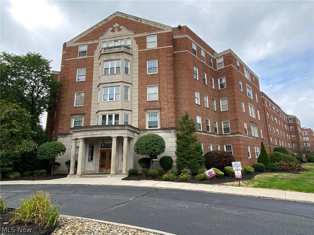 South Park Manor - Residential