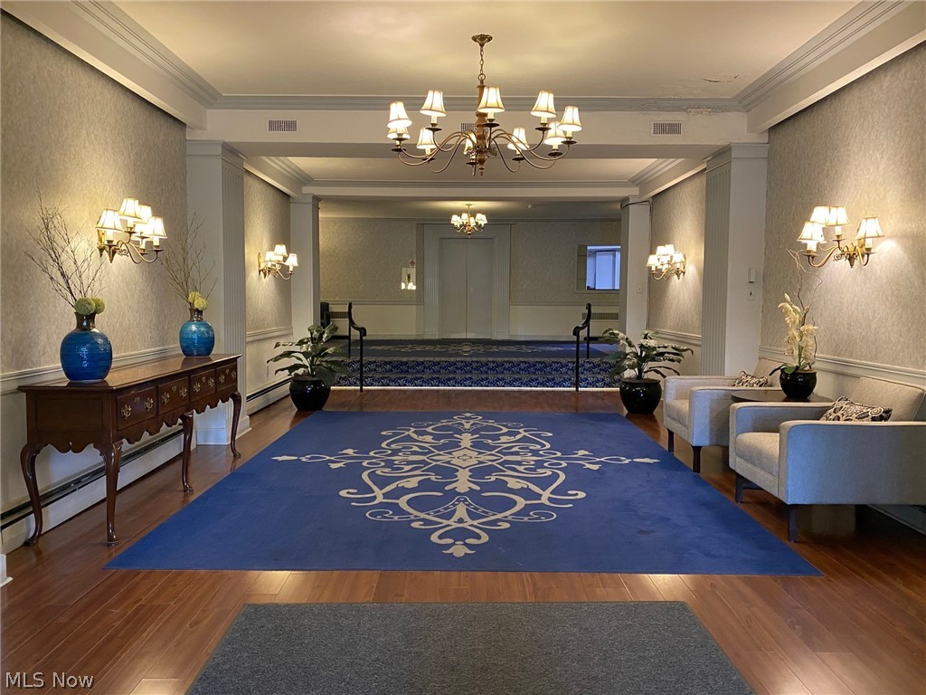 South Park Manor - Residential