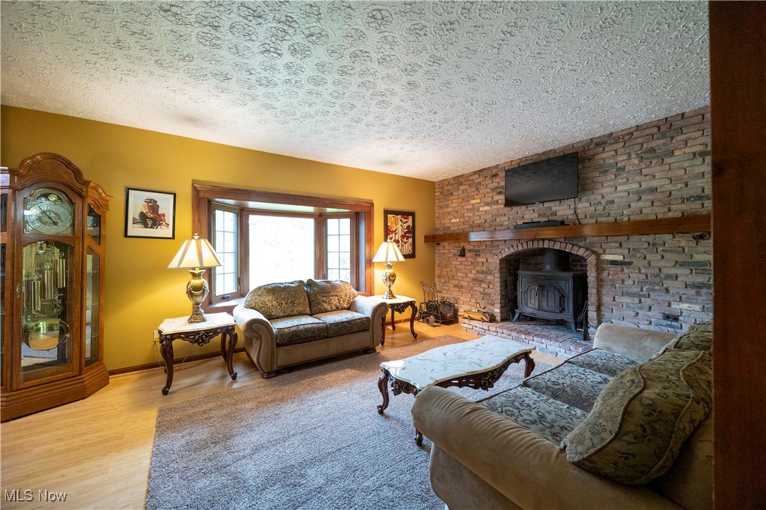 8665 Prescott Drive, Chesterland, Ohio image 15
