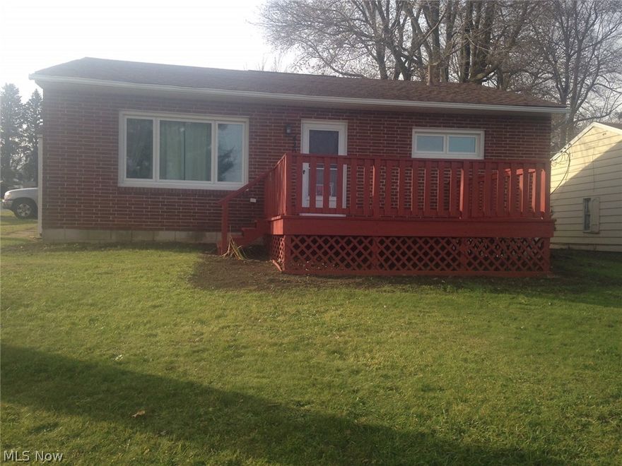 Very nice 2 bedroom 1 bath brick ranch. Full basement, possible 1 bedroom in basement. Roof new within last 5 years, detached 1 car garage, all hardwood floors, very clean cute home.