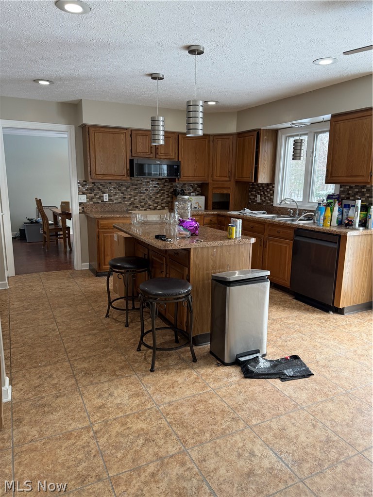 Woodview Estates I Rev - Residential