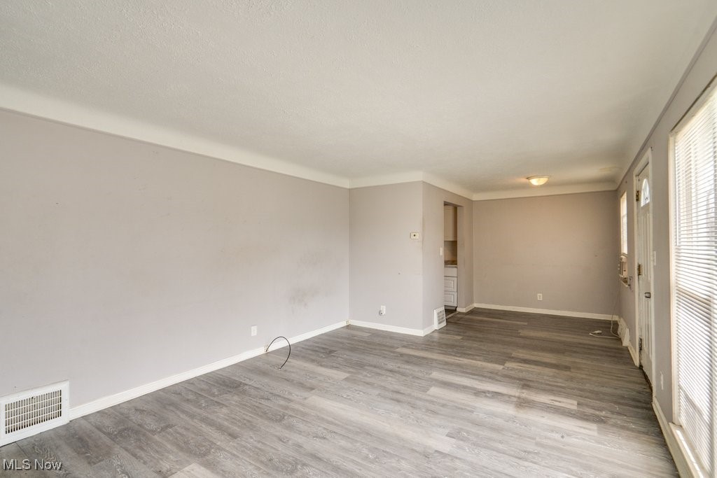 17113 Holly Hill Drive, Cleveland, Ohio image 15