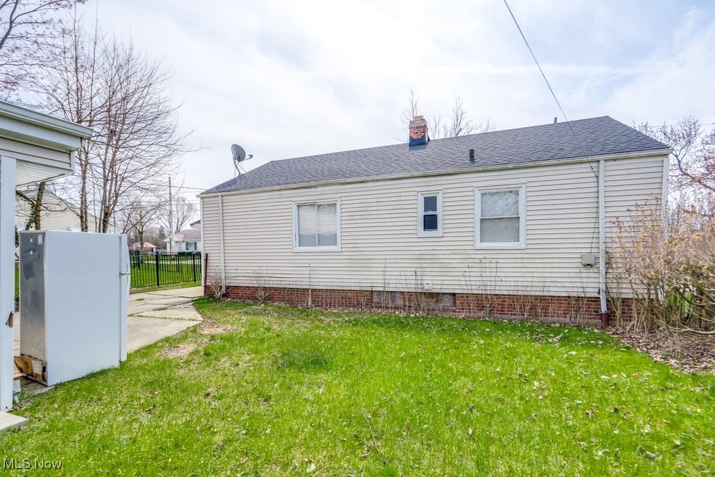 17113 Holly Hill Drive, Cleveland, Ohio image 7