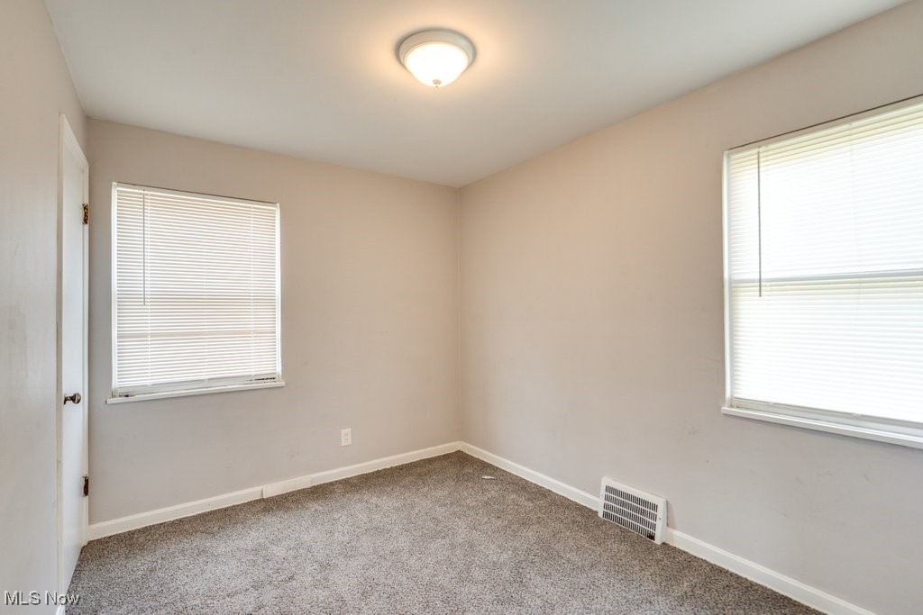 17113 Holly Hill Drive, Cleveland, Ohio image 20