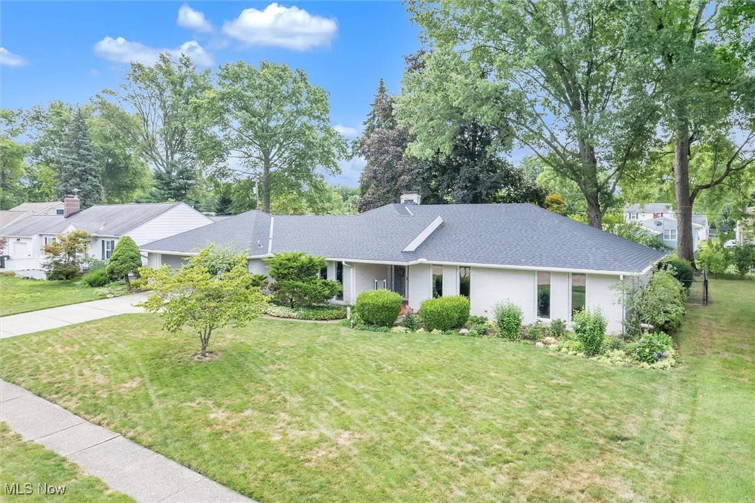 UNIVERSITY HTS/PARKWOOD EST - Residential