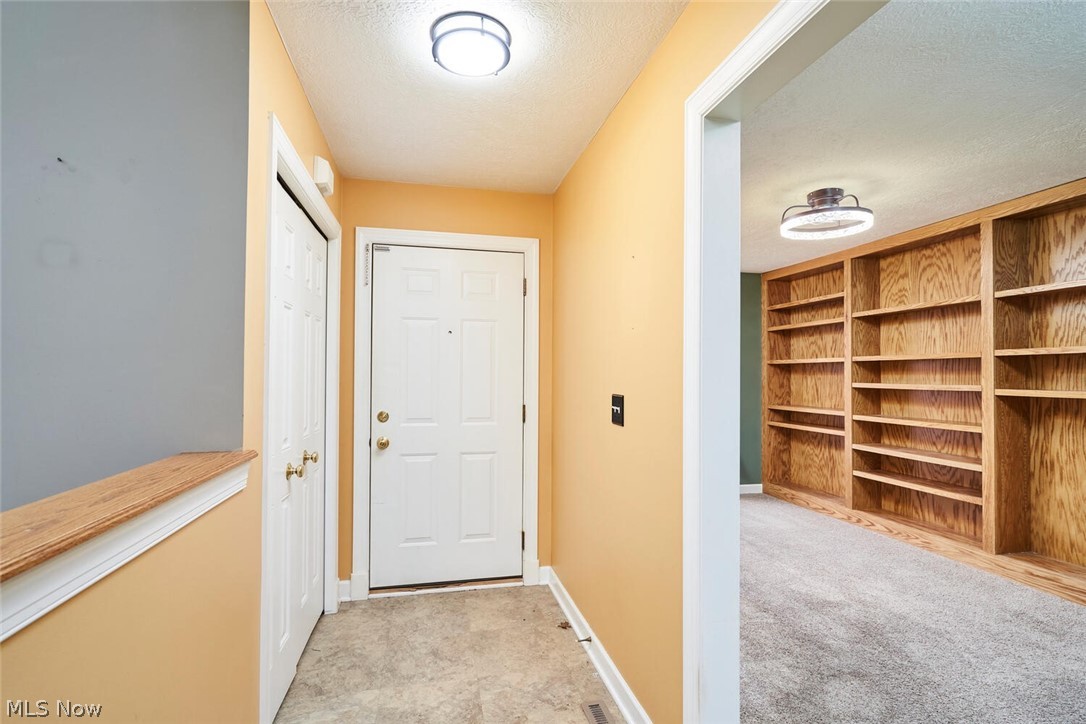 Villas/Waterford Xing Condo - Residential