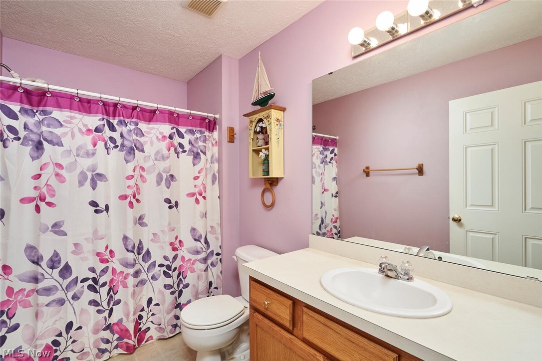 Villas/Waterford Xing Condo - Residential