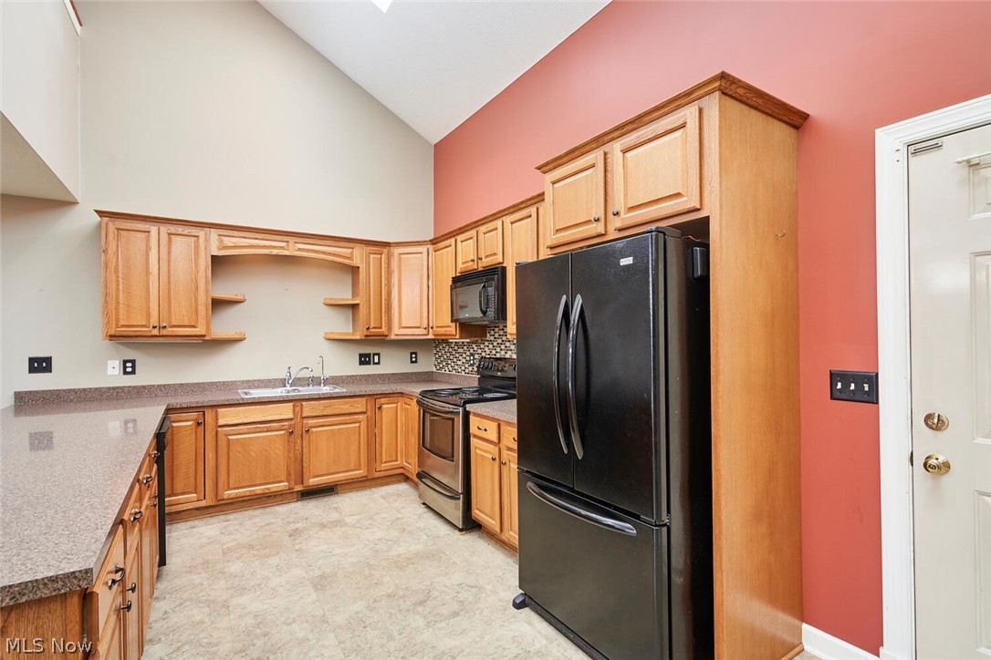 Villas/Waterford Xing Condo - Residential