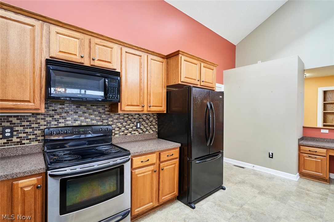 Villas/Waterford Xing Condo - Residential