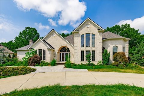 6213 Diana Court, Highland Heights, OH 44143 - #: 5141101