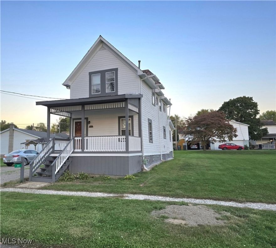 Maysville Schools Double Lot, Covered Front Porch ( 18' x 16' ) Plus Covered Side Porch ( 16'  x 8' ) Large Eat-In Kitchen, Main Floor Office that Doubles as a Laundry Room with Access To Covered Side Porch, Full Basement with Inside And outside Access,
( inside Stairway Plus Outside Covered Entry ) Original hardwood Floors, Newer 1 Car Garage with Electric and Automatic Garage Door Opener, 2 Large Bedrooms and the updated full Bath on the Second Floor, Unique Round Window Sets Off the Upstairs Hall at the Top of the Stairway, There are the Original Hardwood Floors under the Linoleum in The Bedroom, This is a Well Maintained Family Home Built in The Row House Style for Family's that Worked in the Near By Factories