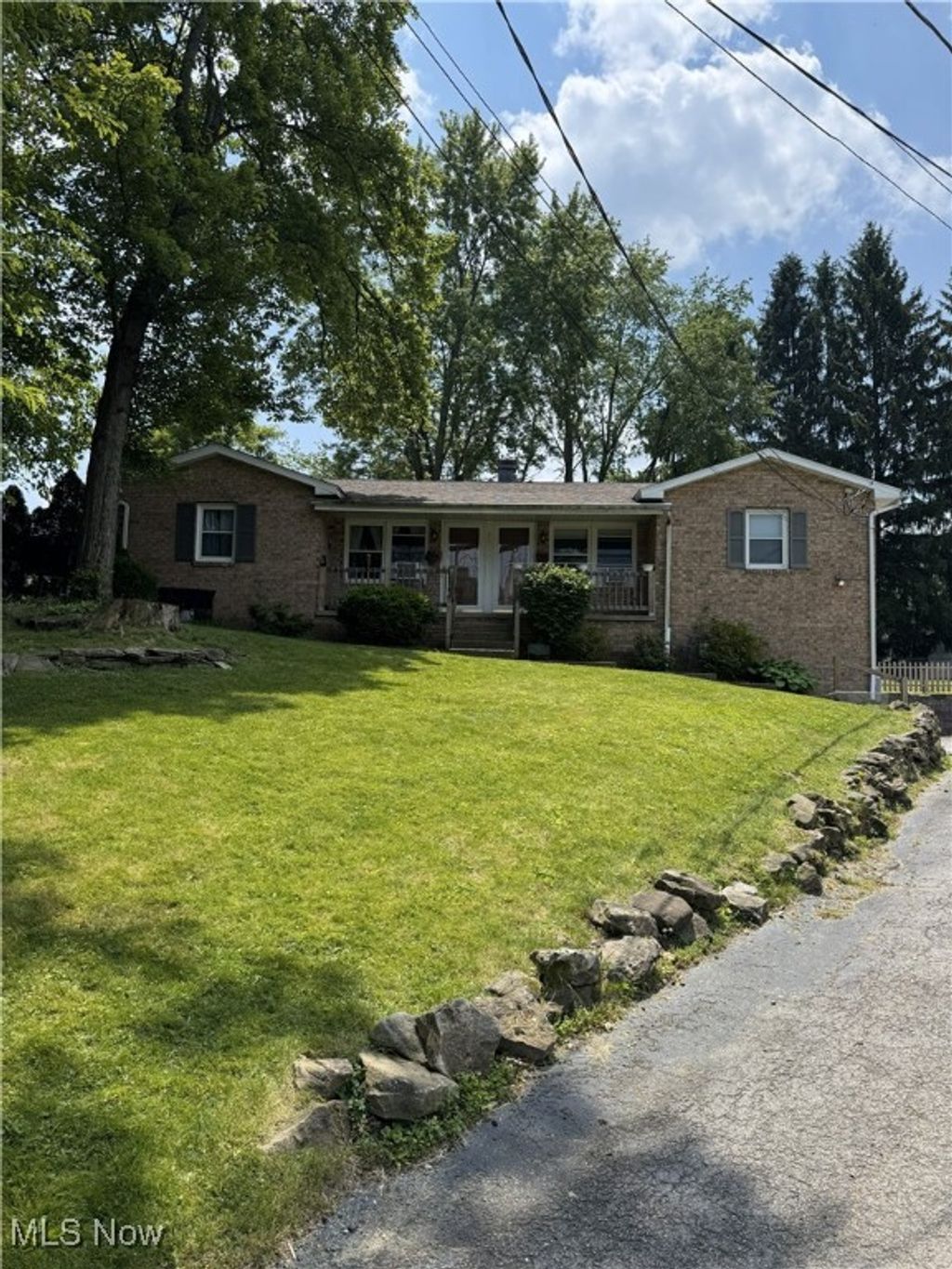 Photo of 80 Mary Ann Lane, Youngstown, OH 44511 (MLS # 5183800)