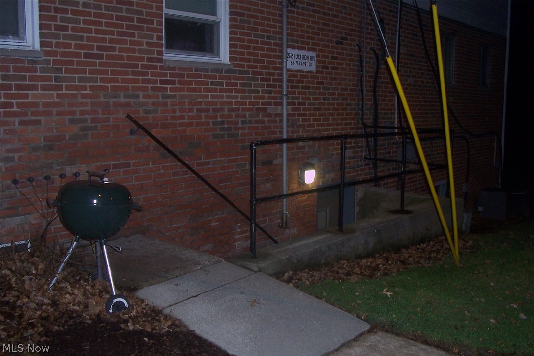 Townhouse Condo Estates Condo - Residential