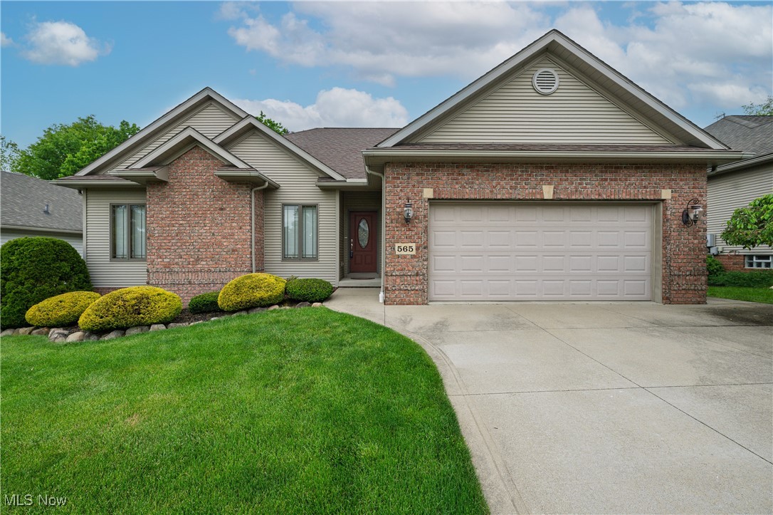 565 Sonora Drive, Barberton, Ohio image 1