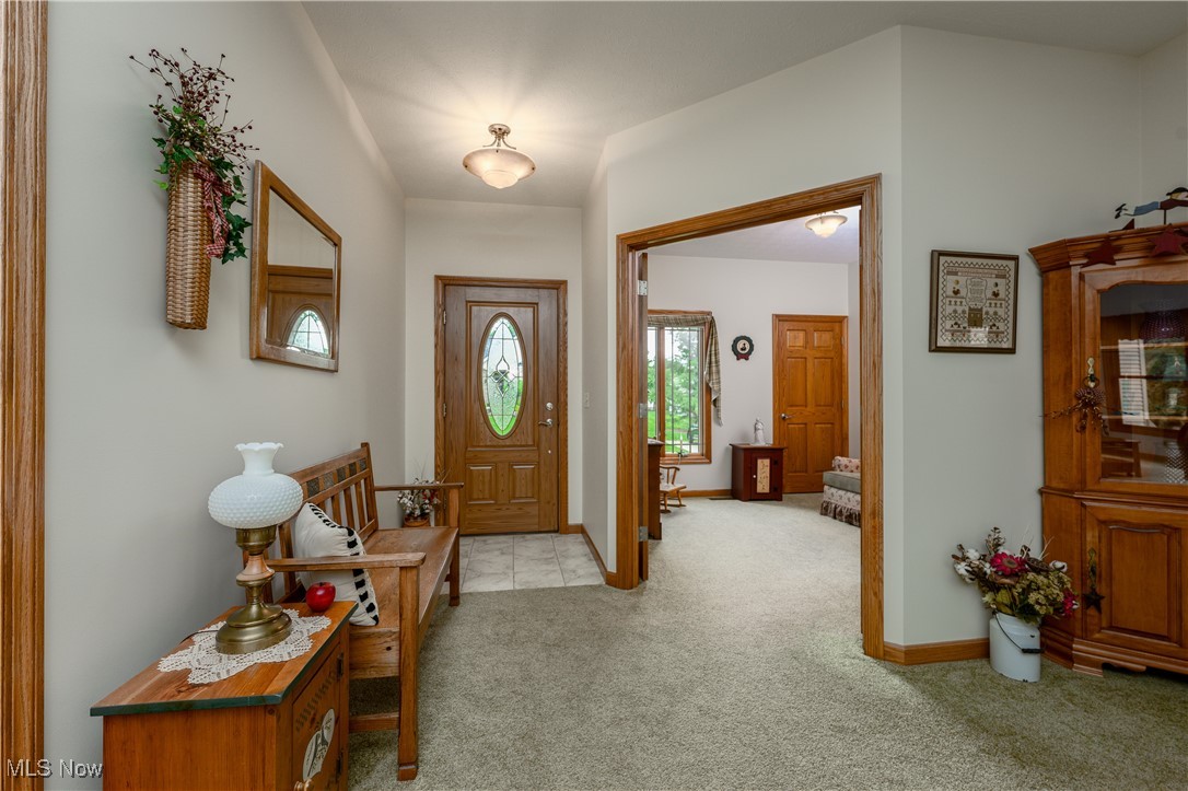 565 Sonora Drive, Barberton, Ohio image 6