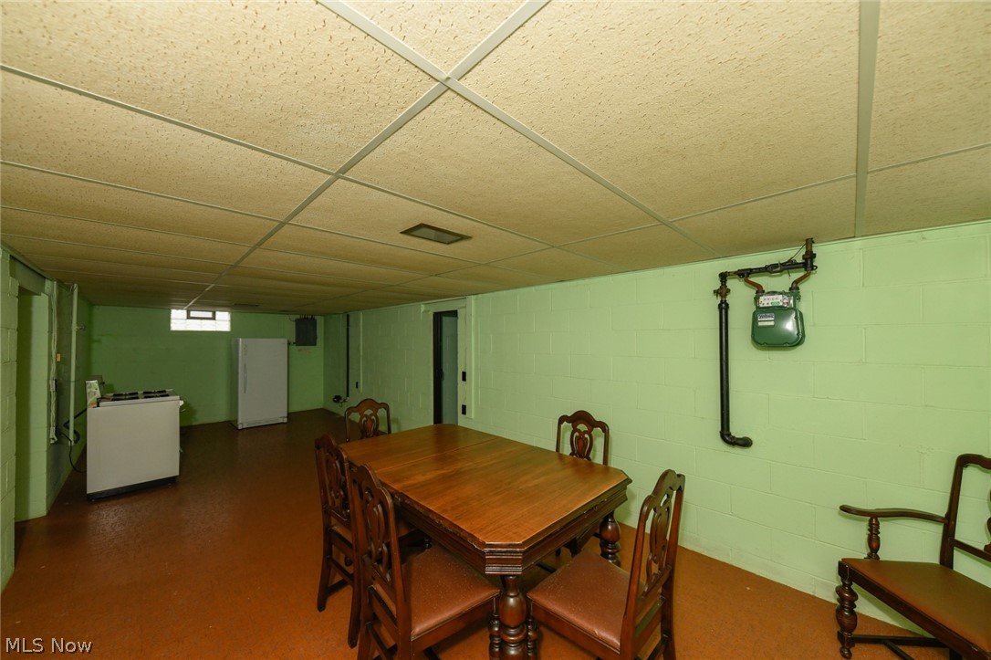 Happy Hollow - Residential