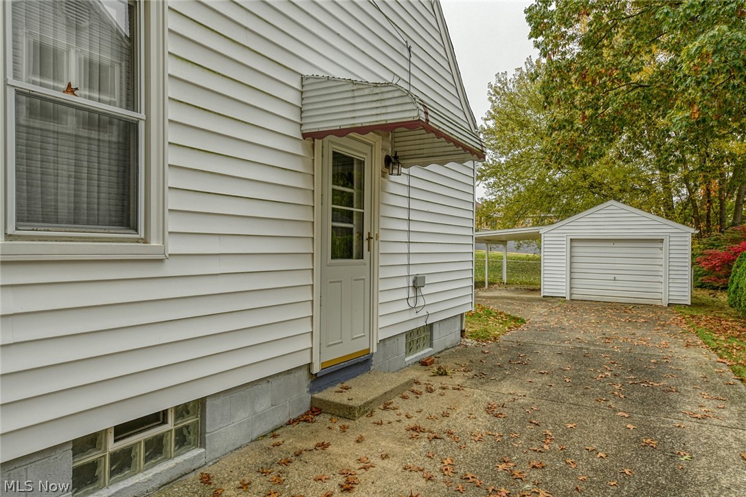 Happy Hollow - Residential