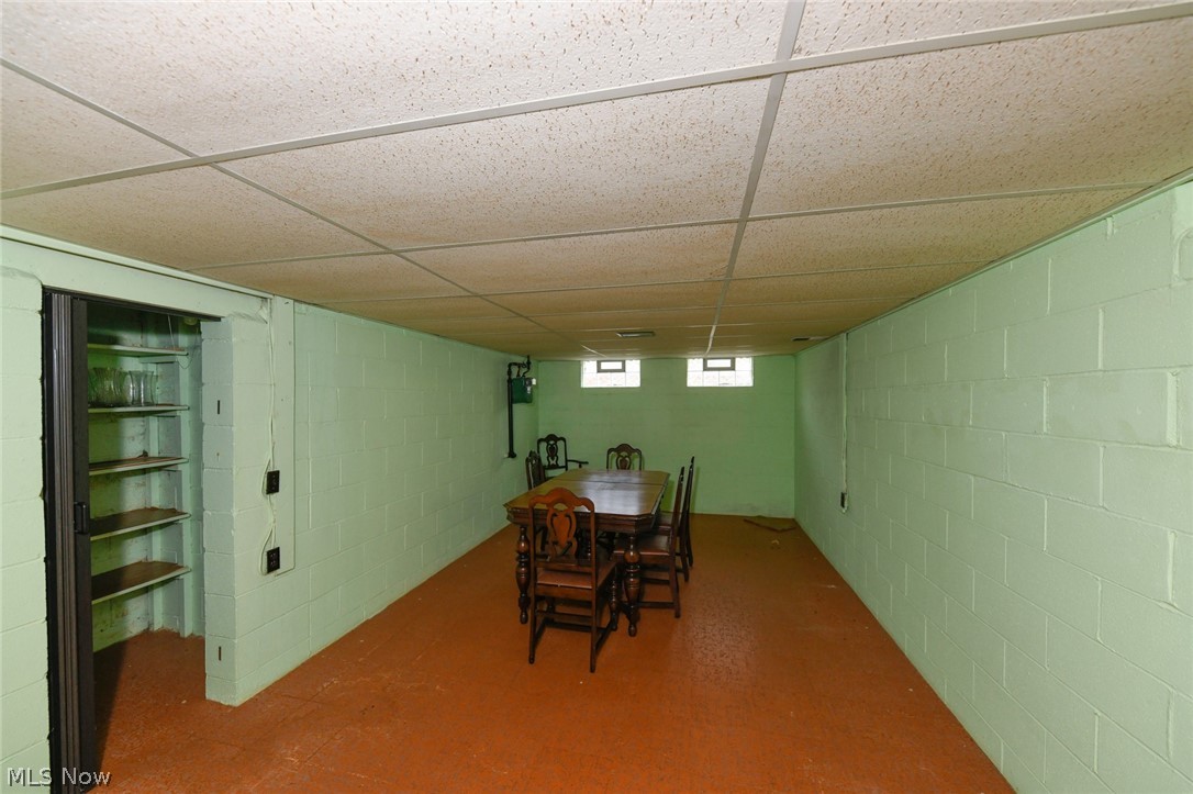 Happy Hollow - Residential