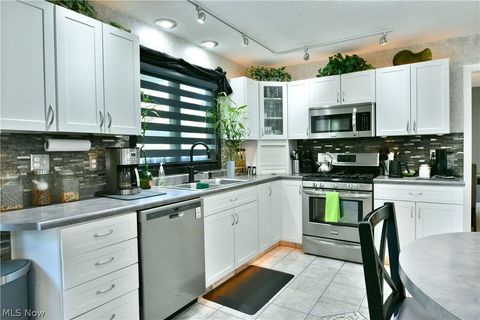 Tiny photo for 2031 Quail Run, Cortland, OH 44410 (MLS # 5209120)
