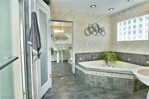 Tiny photo for 2031 Quail Run, Cortland, OH 44410 (MLS # 5209120)