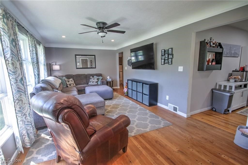 7368 Hopkins Road, Mentor, Ohio image 4