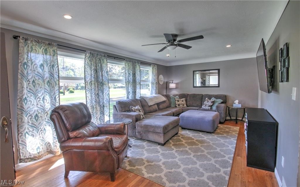 7368 Hopkins Road, Mentor, Ohio image 5