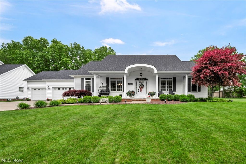 Photo of 533 Terra Verde Avenue, Columbiana, OH 44408 (MLS # 5213851)