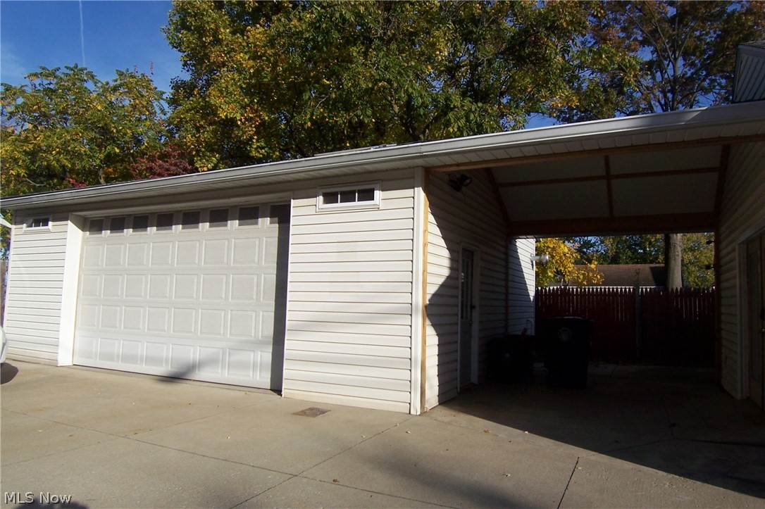 East Akron Terrace - Residential