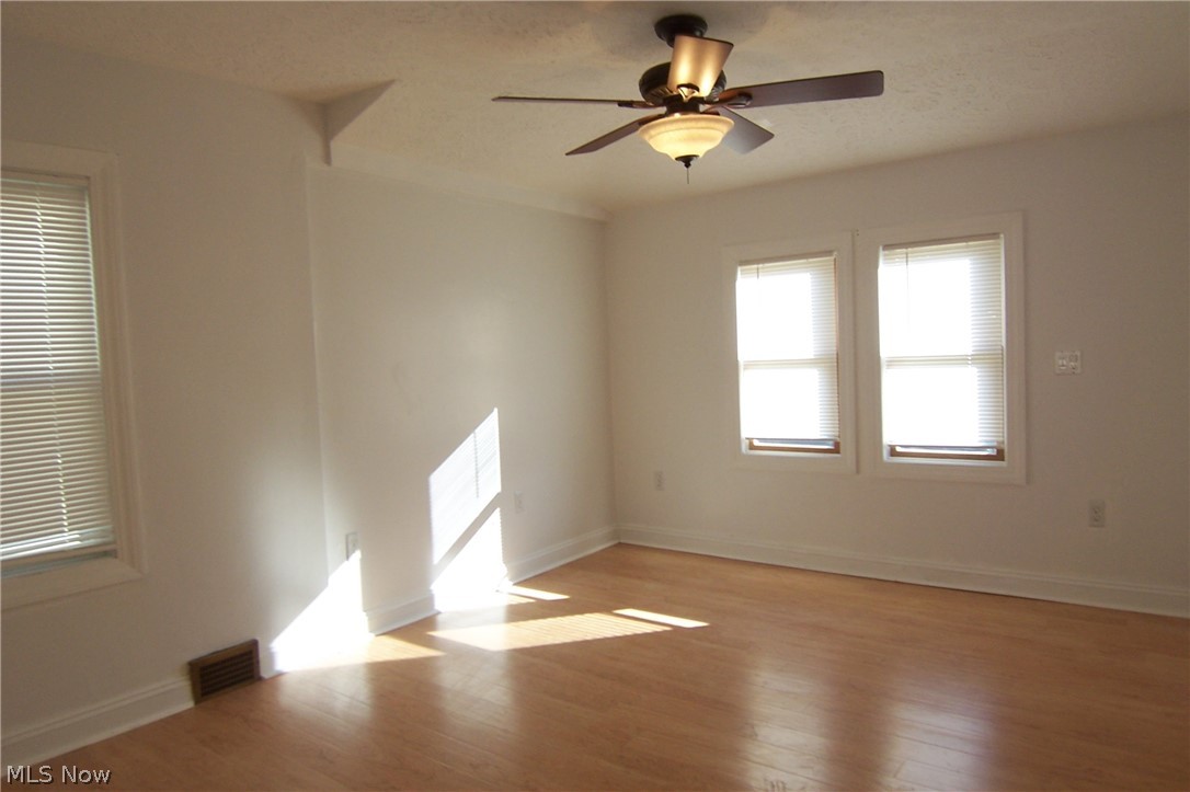 East Akron Terrace - Residential