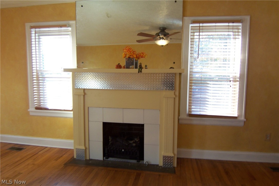 East Akron Terrace - Residential