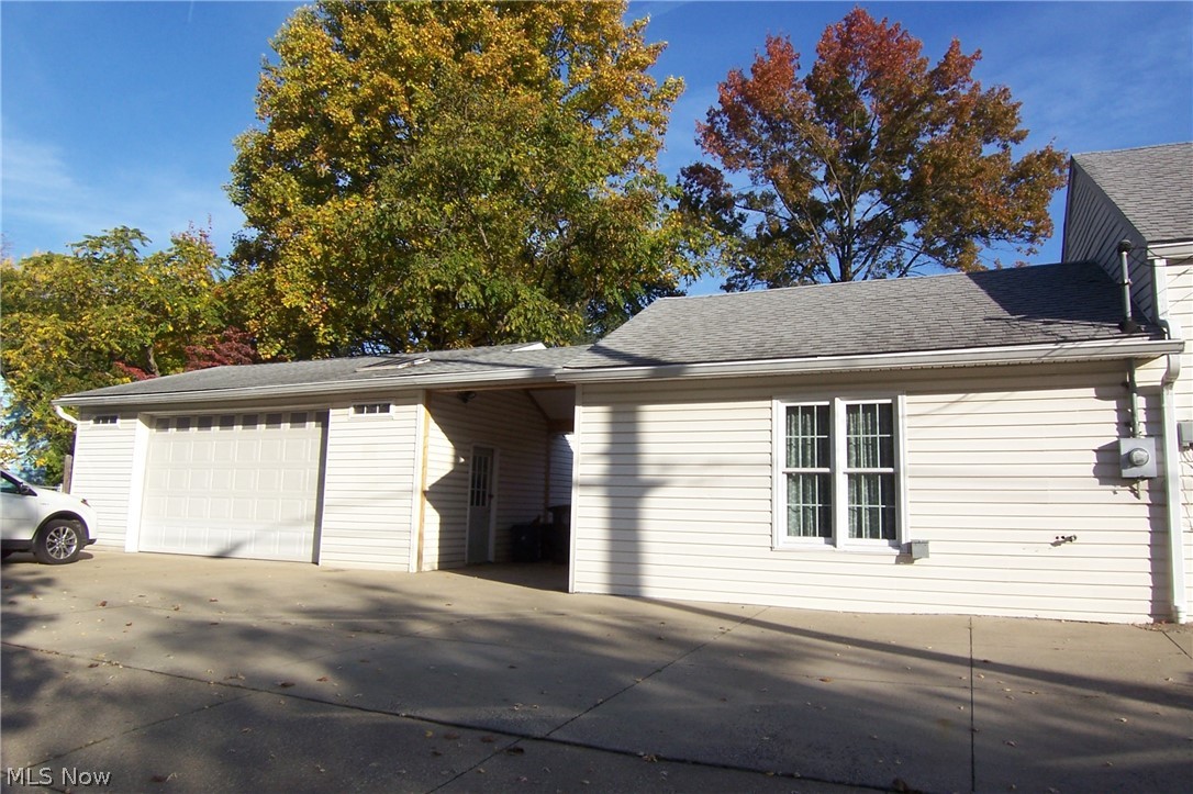 East Akron Terrace - Residential