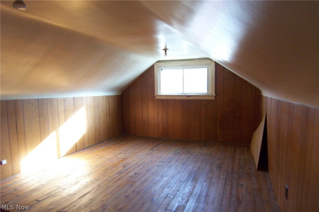 East Akron Terrace - Residential