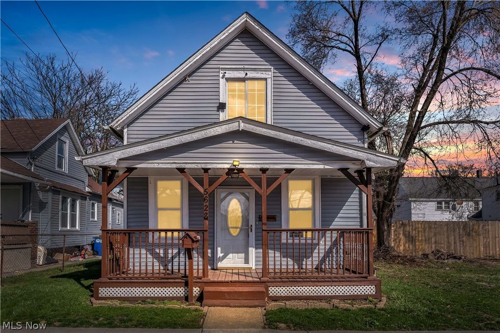 Photo of 5628 Pacific Avenue, Cleveland, OH 44102 (MLS # 5199951)