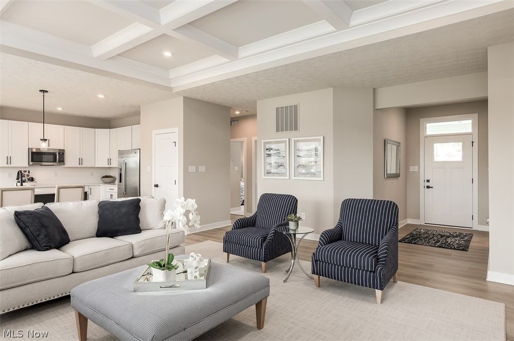 Photo of 6288 Lake Cable Avenue NW, Lehigh Township, OH 44720 (MLS # 5203045)