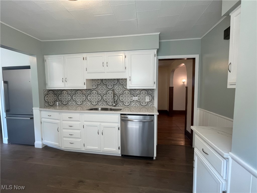 3374 W 136th Street