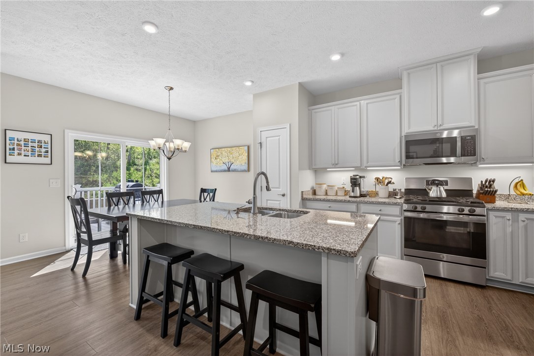 Hillshire Woods II Condo - Residential
