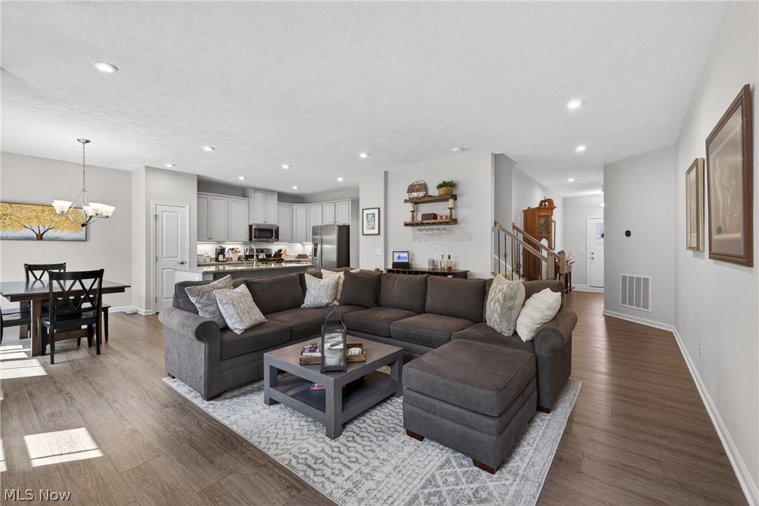 Hillshire Woods II Condo - Residential