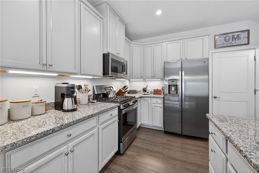 Hillshire Woods II Condo - Residential