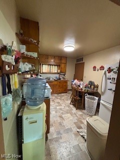 5806 Risher Road, Leavittsburg, Ohio image 5
